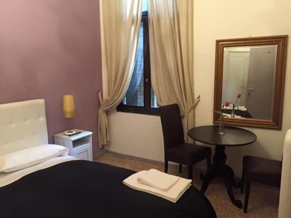 Residenza Quaggio Ca' Grimani Veneza Exterior foto
